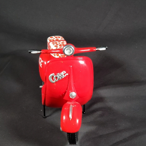 Limited Edition Coca Cola Die Cast Vespa - Picture 6 of 11